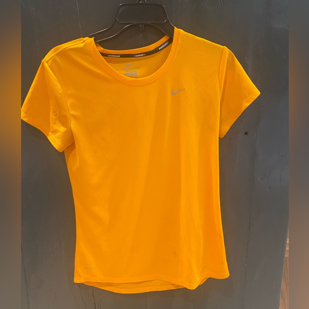 Nike drifit shirt